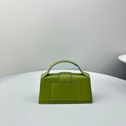 Pronta Entrega – Bolsa Modelo Jacquemus Tote Le Bambino de Couro