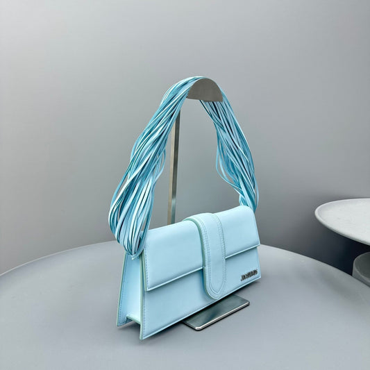 Pronta Entrega – Bolsa Modelo Jacquemus Le Bambino Long Ficiu