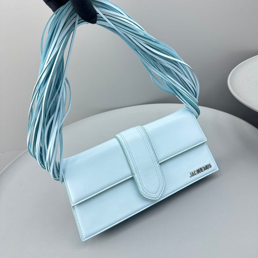 Pronta Entrega – Bolsa Modelo Jacquemus Le Bambino Long Ficiu