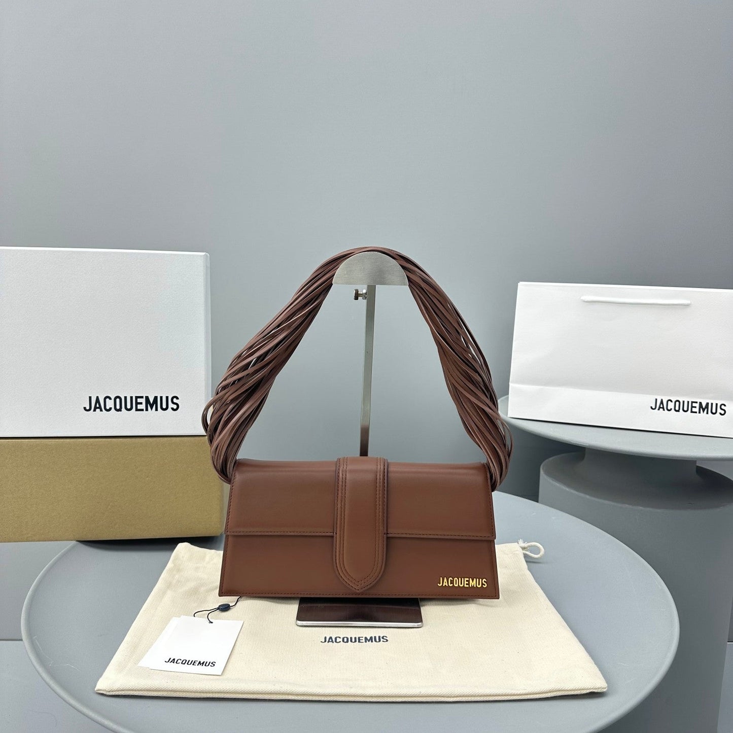 Pronta Entrega – Bolsa Modelo Jacquemus Le Bambino Long Ficiu