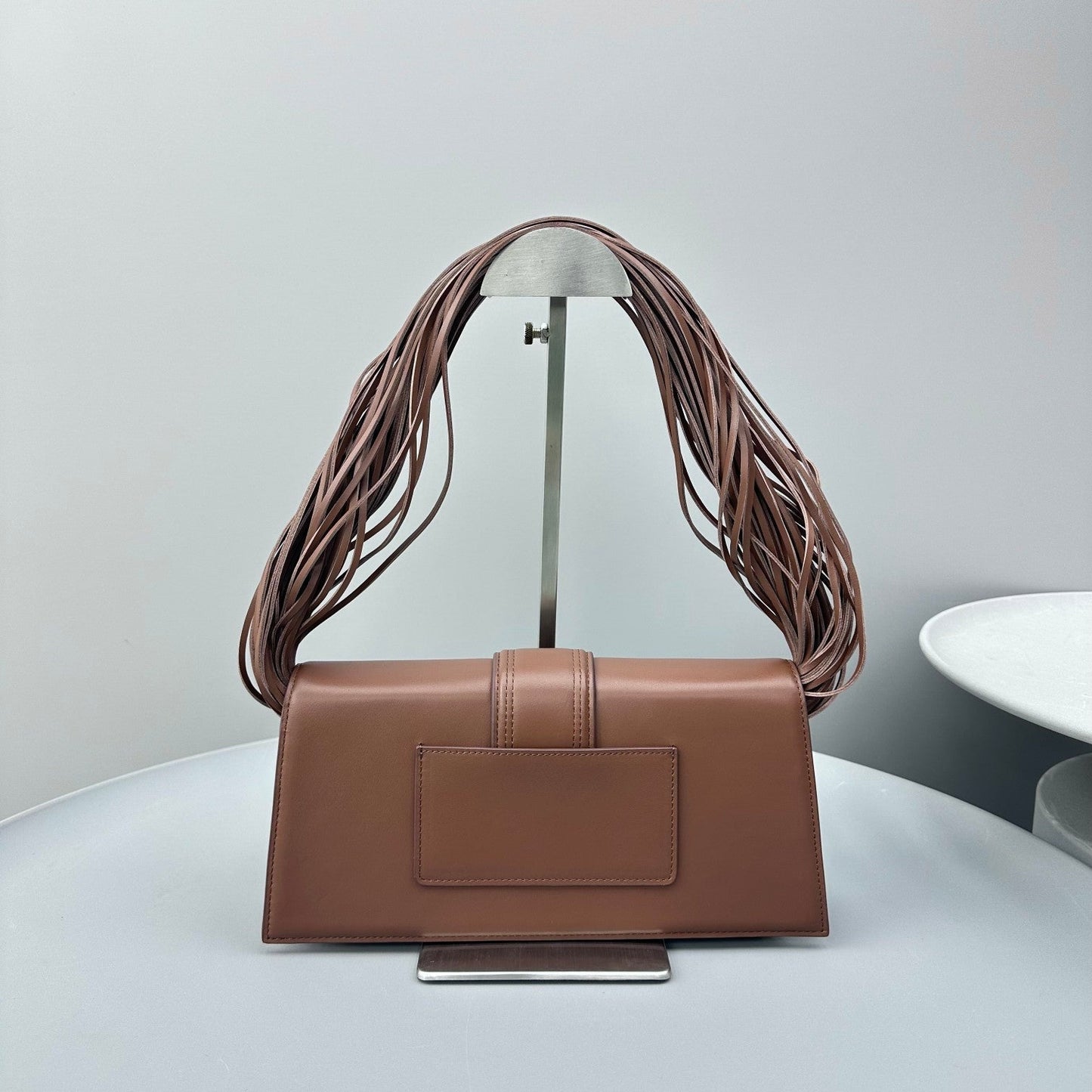 Pronta Entrega – Bolsa Modelo Jacquemus Le Bambino Long Ficiu