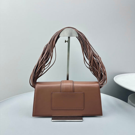Pronta Entrega – Bolsa Modelo Jacquemus Le Bambino Long Ficiu
