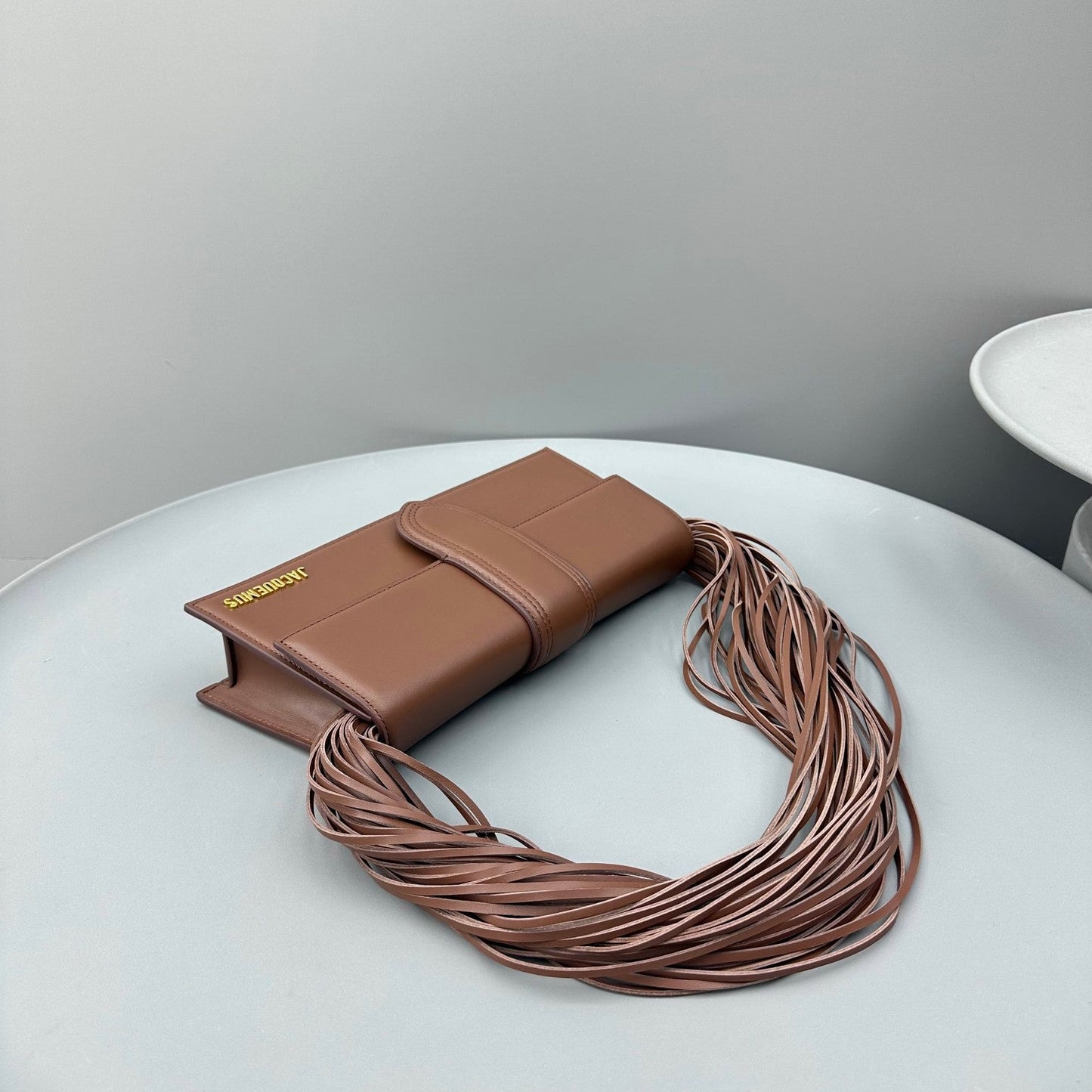 Pronta Entrega – Bolsa Modelo Jacquemus Le Bambino Long Ficiu