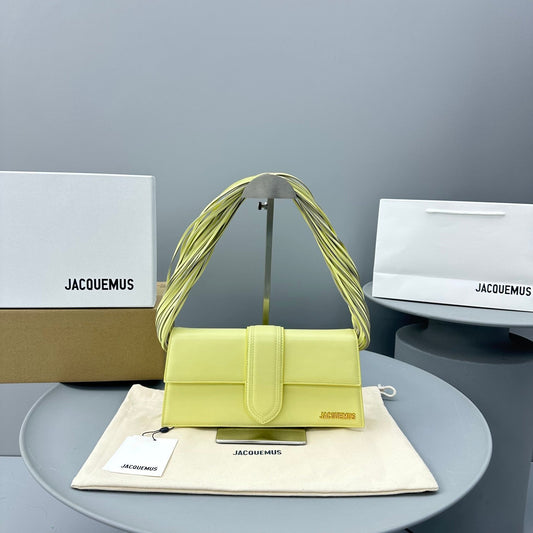 Pronta Entrega – Bolsa Modelo Jacquemus Le Bambino Long Ficiu