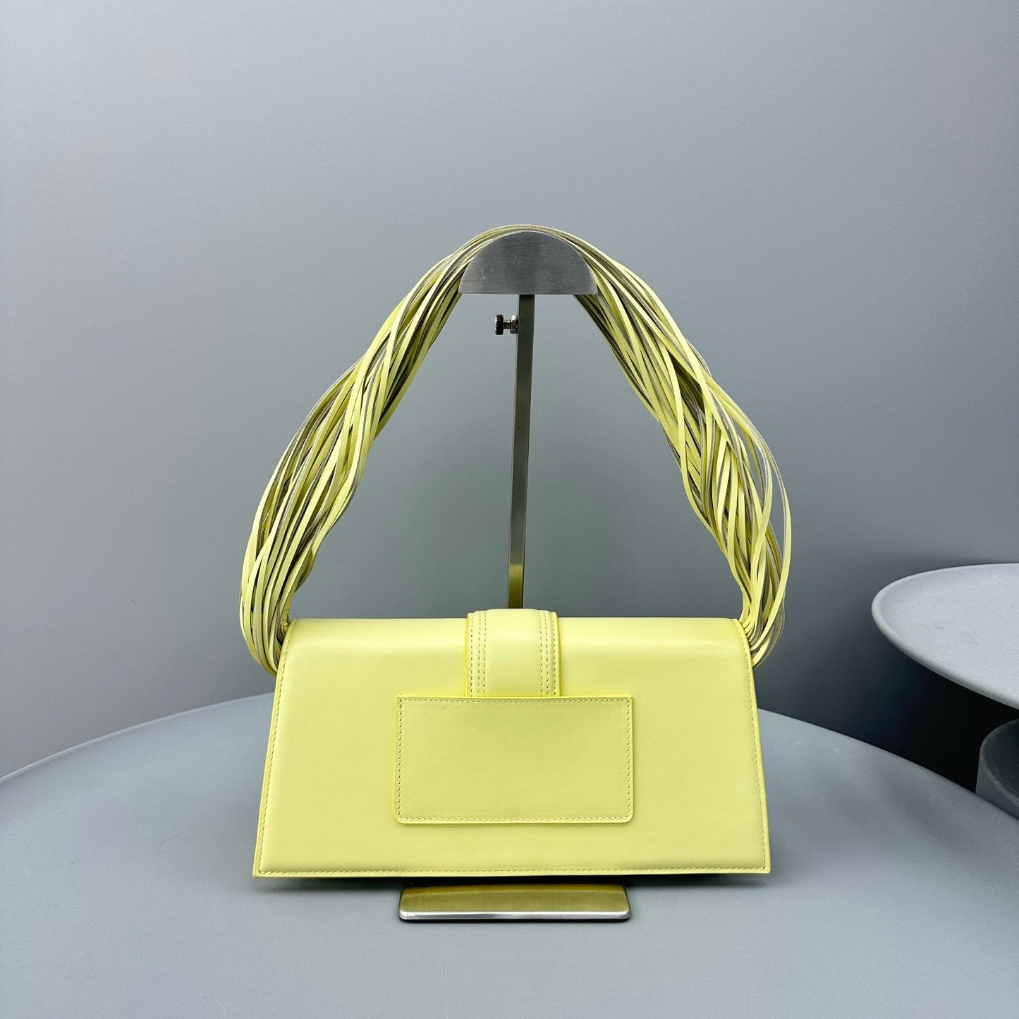 Pronta Entrega – Bolsa Modelo Jacquemus Le Bambino Long Ficiu