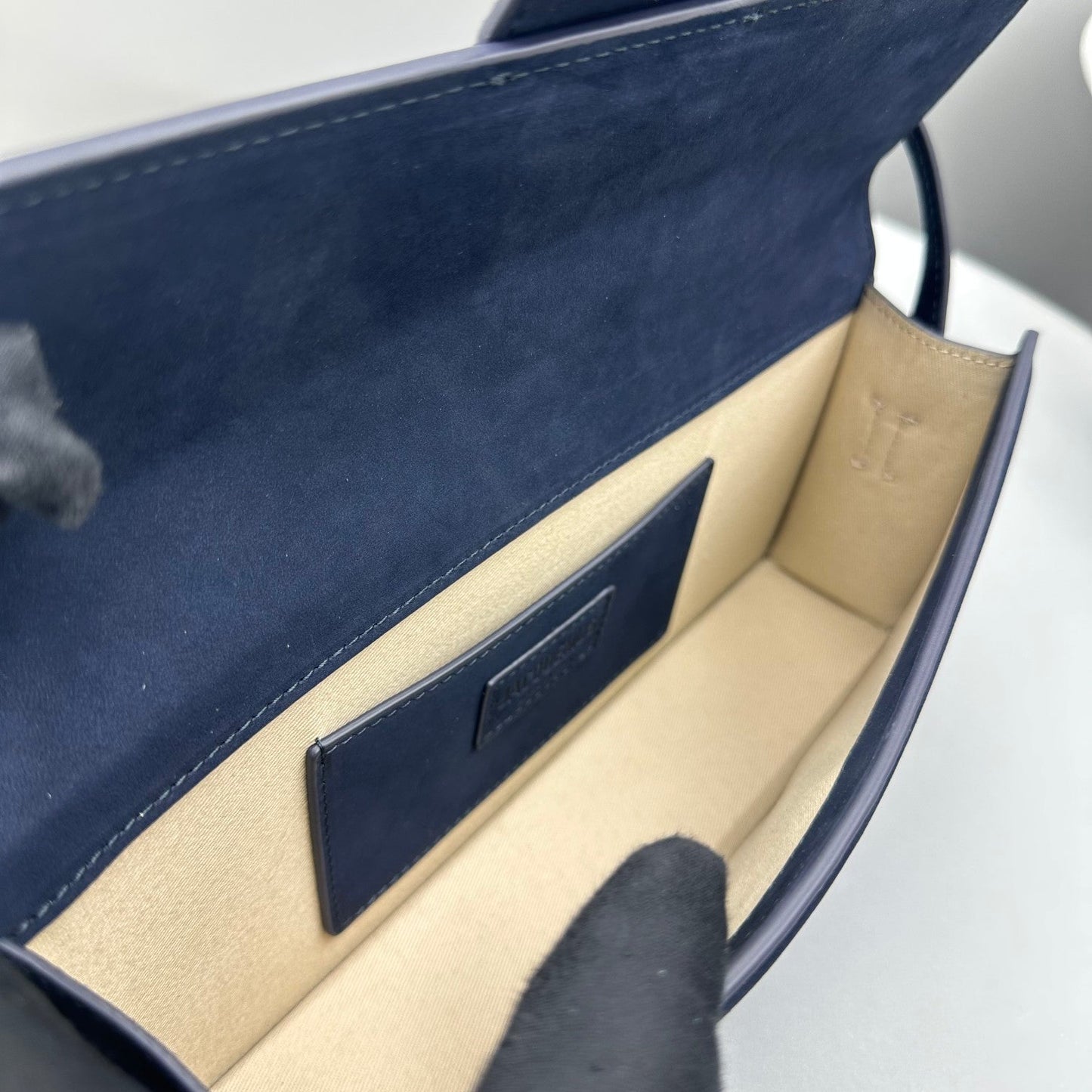 Pronta Entrega – Bolsa Modelo Jacquemus Le Bambino Long Nobuck