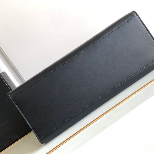 Pronta Entrega – PRONTA-ENTREGA – Bolsa Modelo Celine Cabas 16