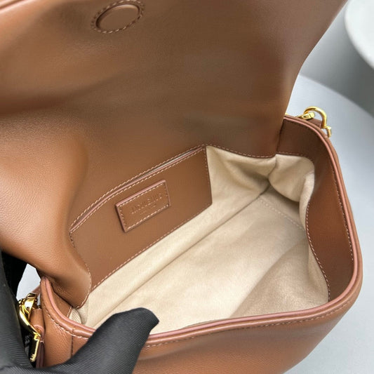 Pronta Entrega – Bolsa Modelo Jacquemus Le Bambimou Acolchoada