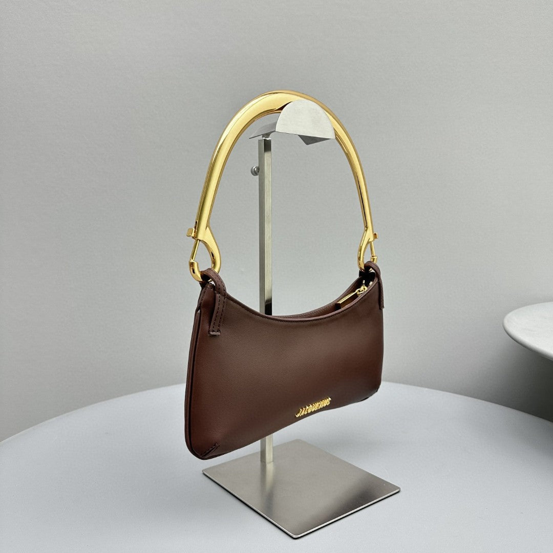 Pronta Entrega – Bolsa Modelo Jacquemus Le Bisou Mousqueton
