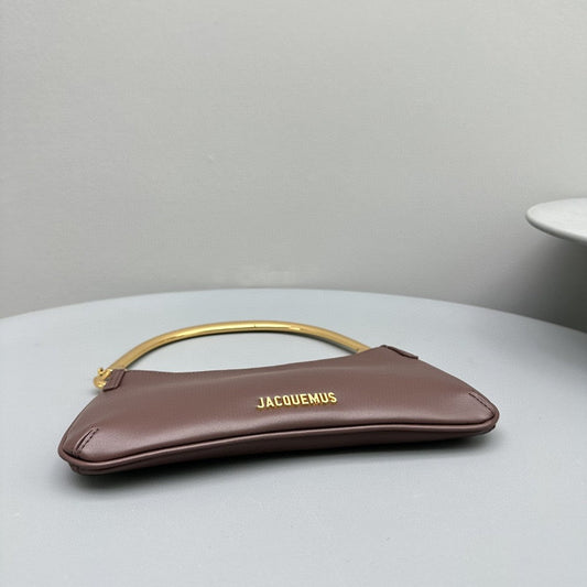 Pronta Entrega – Bolsa Modelo Jacquemus Le Bisou Mousqueton