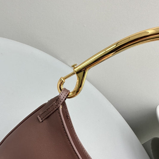 Pronta Entrega – Bolsa Modelo Jacquemus Le Bisou Mousqueton