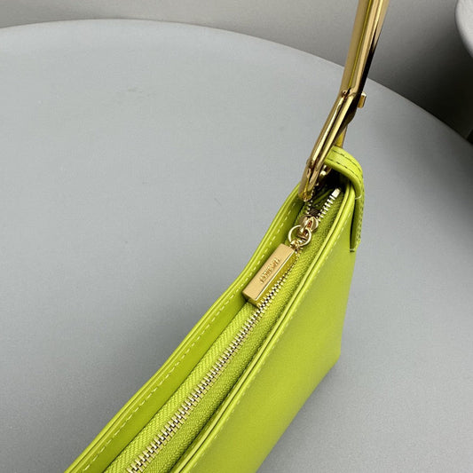 Pronta Entrega – Bolsa Modelo Jacquemus Le Bisou Mousqueton