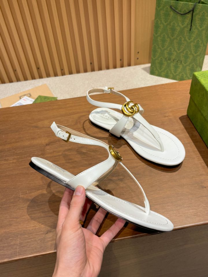 Pronta Entrega – Sandália Modelo Gucci de Couro com Double G
