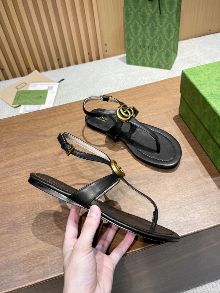 Pronta Entrega – Sandália Modelo Gucci de Couro com Double G