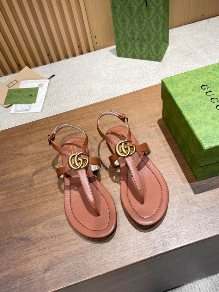 Pronta Entrega – Sandália Modelo Gucci de Couro com Double G