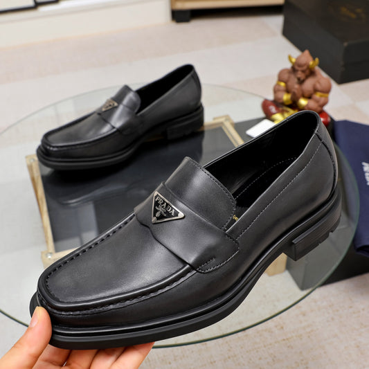 Pronta Entrega – Sapato Modelo Mocassim Prada