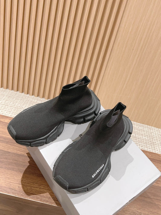 Pronta Entrega – Tênis Modelo Balenciaga Corrida