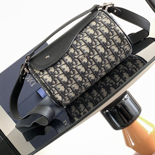 Pronta Entrega – Bolsa Modelo Dior Mini Roller Bag