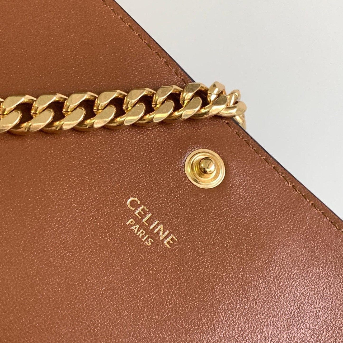 Pronta Entrega – PRONTA-ENTREGA – Bolsa Modelo Celine Multipochete Triomphe