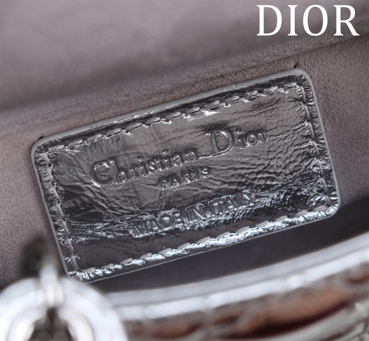 Pronta Entrega – Bolsa Lady Dior Míni Metálico Prata