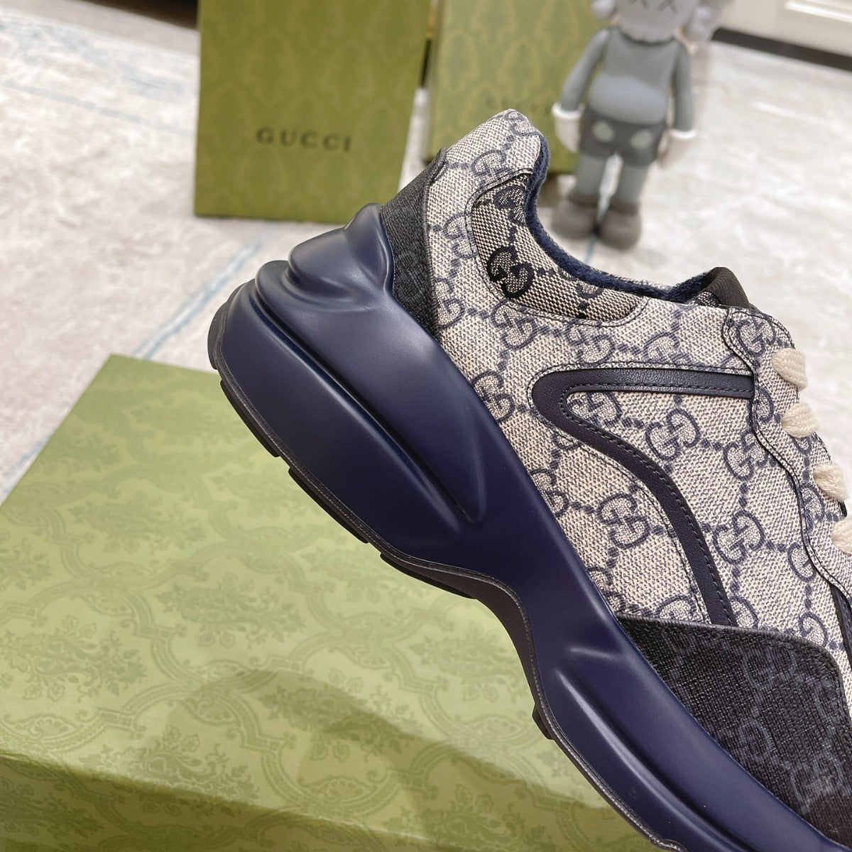 Pronta Entrega – Tênis Modelo Gucci