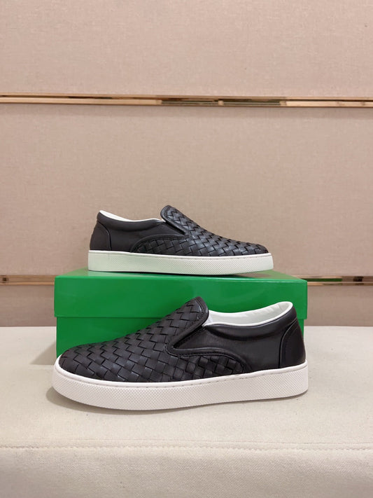 Pronta Entrega – Tênis Modelo Bottega Veneta Slip On