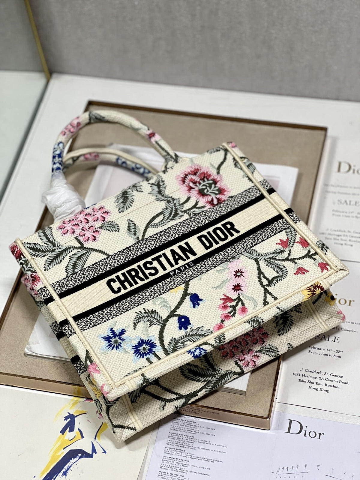 Pronta Entrega – Bolsa Modelo Dior Tote Book Pequena