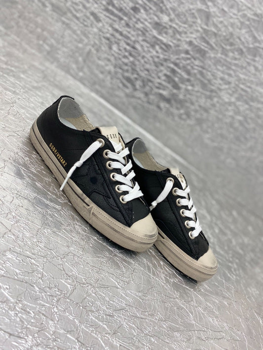Pronta Entrega – Tênis Modelo Golden Goose V-Star