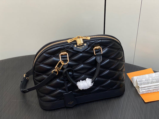Pronta Entrega – Bolsa Modelo Louis Vuitton Alma PM
