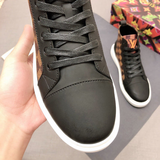 Pronta Entrega – Tênis Modelo LV