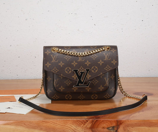 Pronta Entrega – Bolsa Louis Vuitton Passy