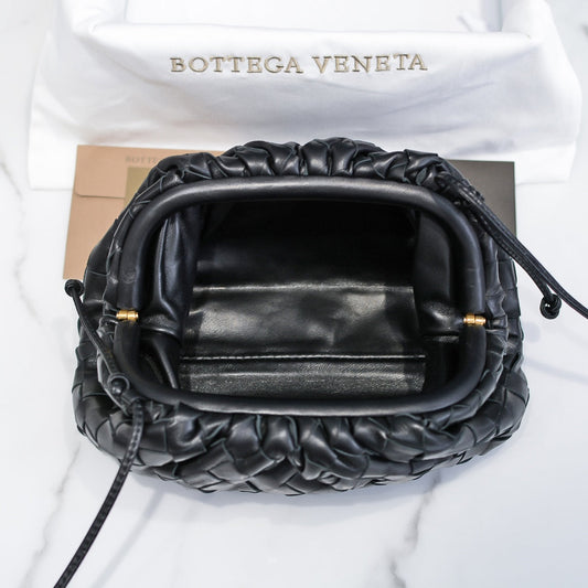 Pronta Entrega – PRONTA-ENTREGA – Bolsa Modelo Mini Pouch Bottega Veneta