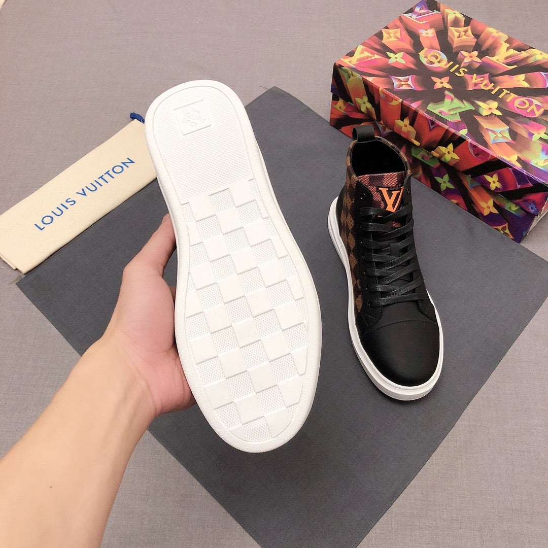 Pronta Entrega – Tênis Modelo LV