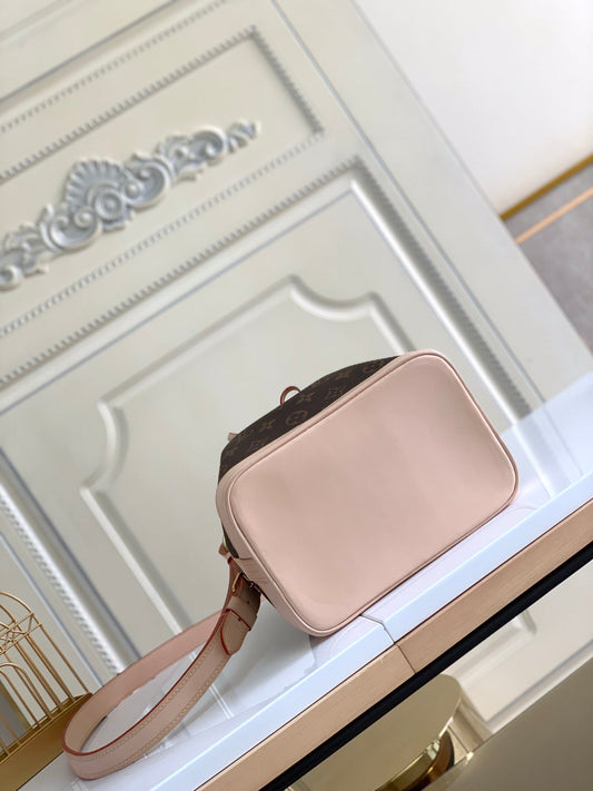 Pronta Entrega – Bolsa Louis Vuitton Noé
