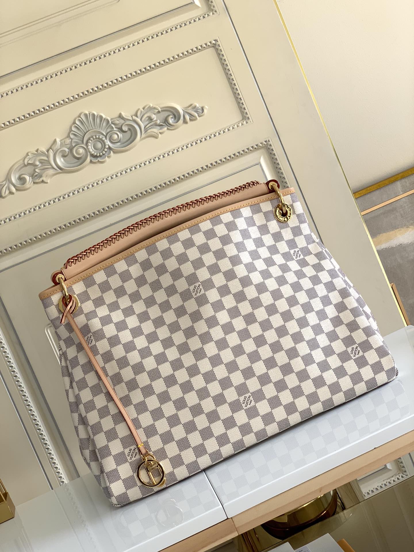Pronta Entrega – Bolsa Louis Vuitton Artsy Monograma MM