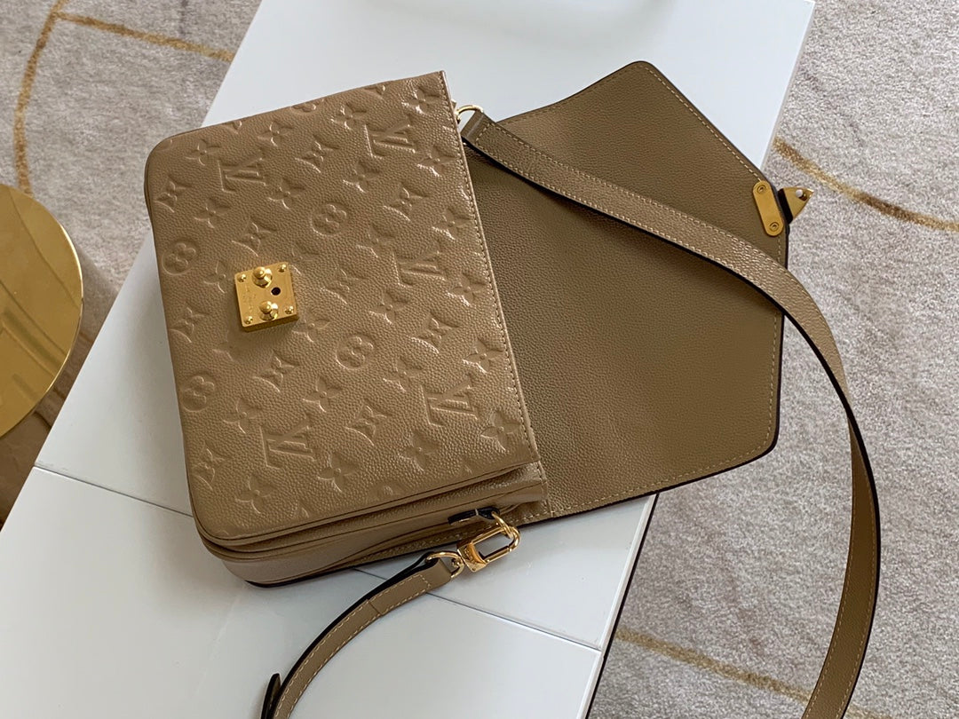 Pronta Entrega – Bolsa Louis Vuitton Pochette Métis