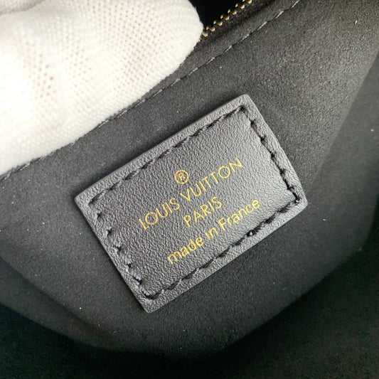 Pronta Entrega – Bolsa Modelo Louis Vuitton Petite Malle Souple Preto