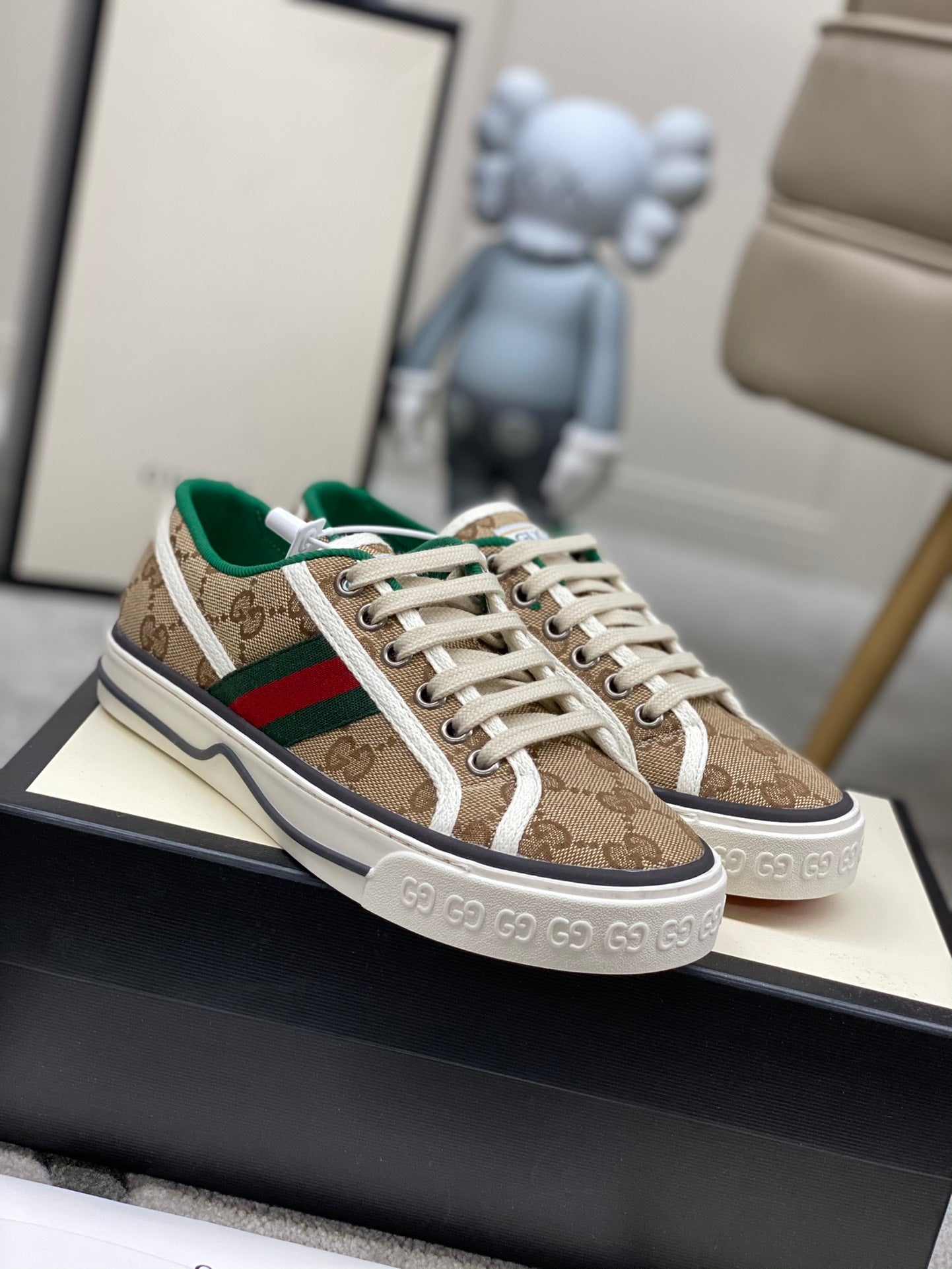 Pronta Entrega – Sneaker Modelo Gucci Tennis 1977