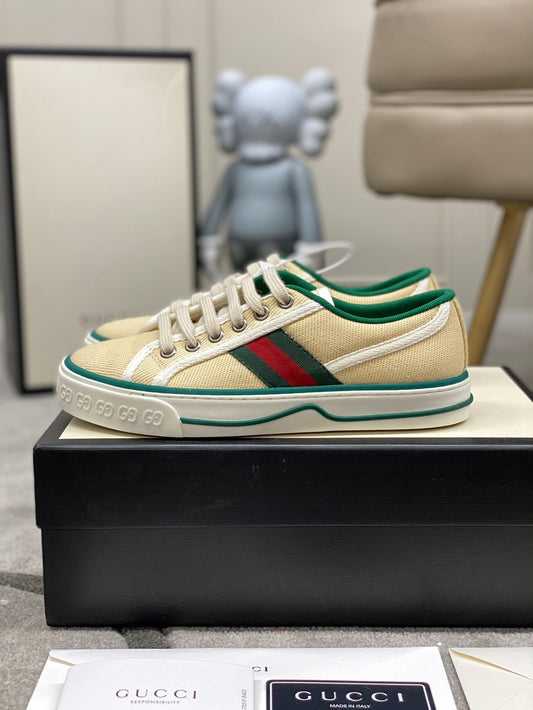 Pronta Entrega – Sneaker Modelo Gucci Tennis 1977