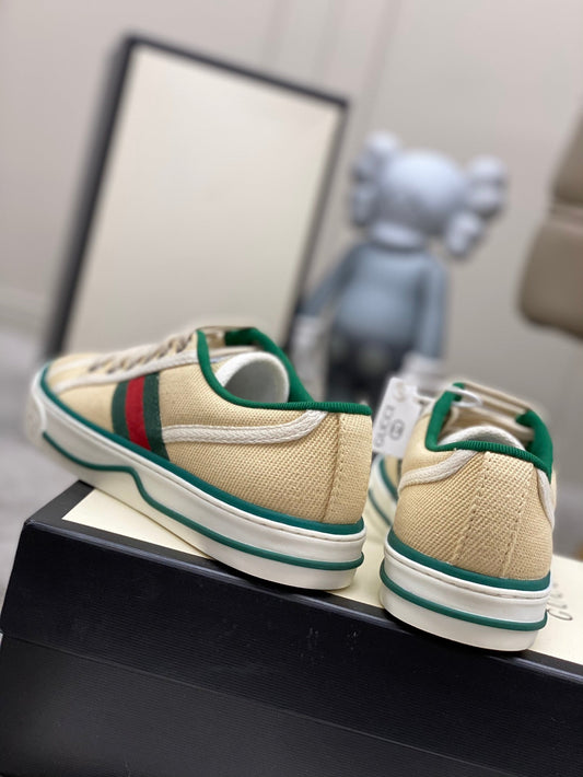 Pronta Entrega – Sneaker Modelo Gucci Tennis 1977
