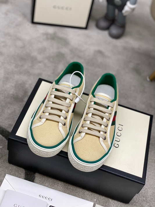 Pronta Entrega – Sneaker Modelo Gucci Tennis 1977