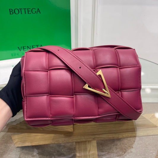 Pronta Entrega – Bolsa Modelo Bottega Cassete Transversal