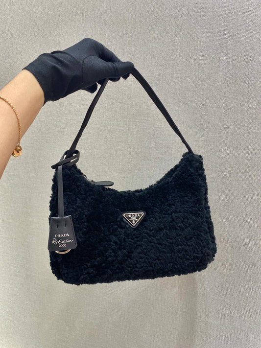 Pronta Entrega – Bolsa Modelo Prada Mini Re-Edition 2000 Atoalhada