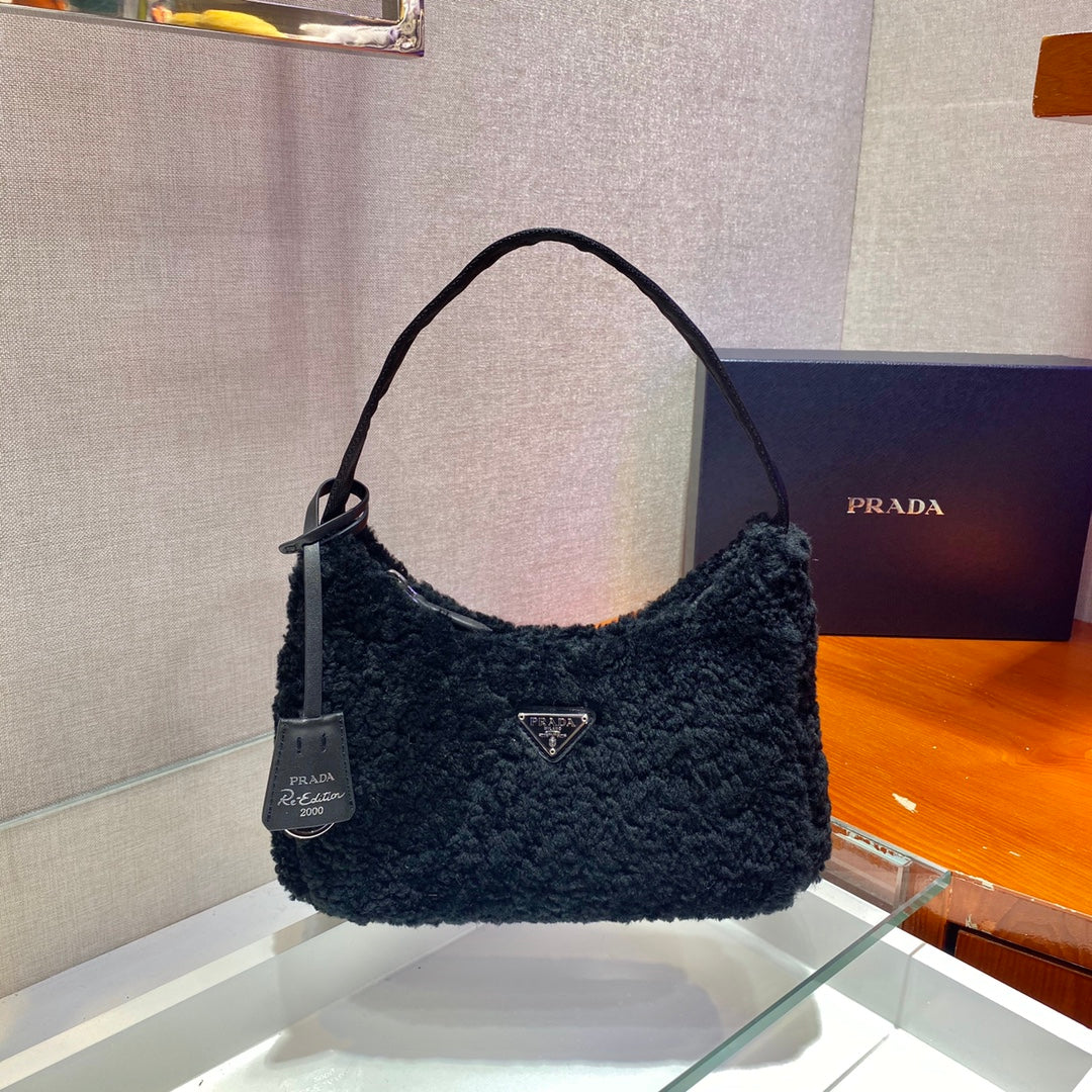 Pronta Entrega – Bolsa Modelo Prada Mini Re-Edition 2000 Atoalhada