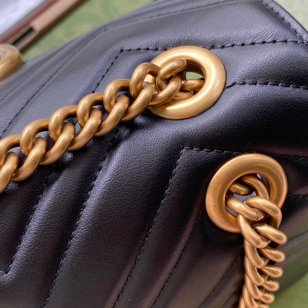Pronta Entrega – Gucci Bolsa GG Marmont Matelassê Média