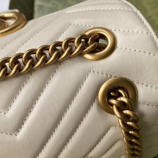 Pronta Entrega – Gucci Bolsa GG Marmont Matelassê Média