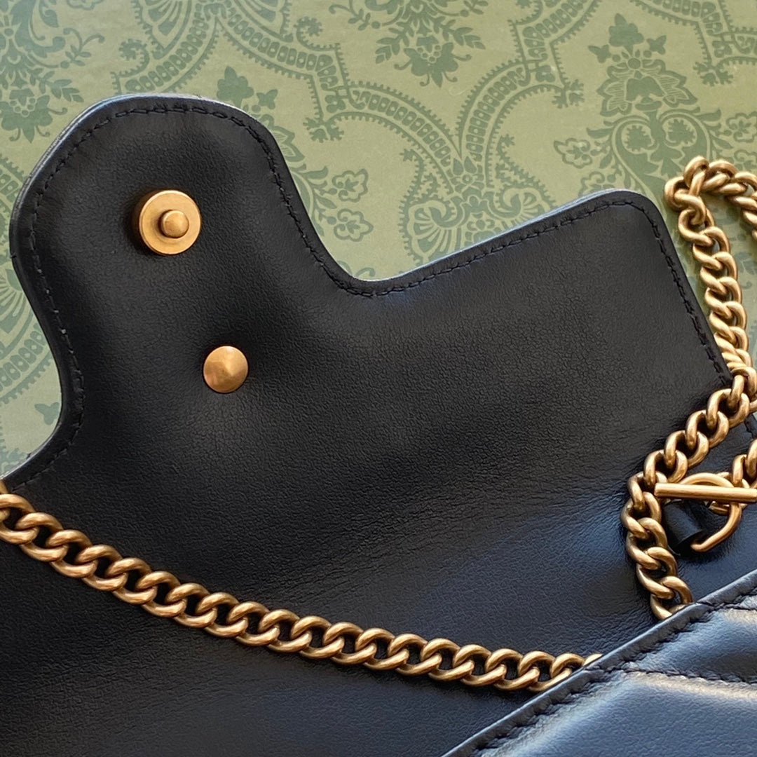 Pronta Entrega – Bolsa Gucci GG Marmont Matelassê Pequena