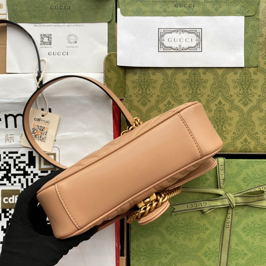 Pronta Entrega – Gucci Bolsa GG Marmont Matelassê Média