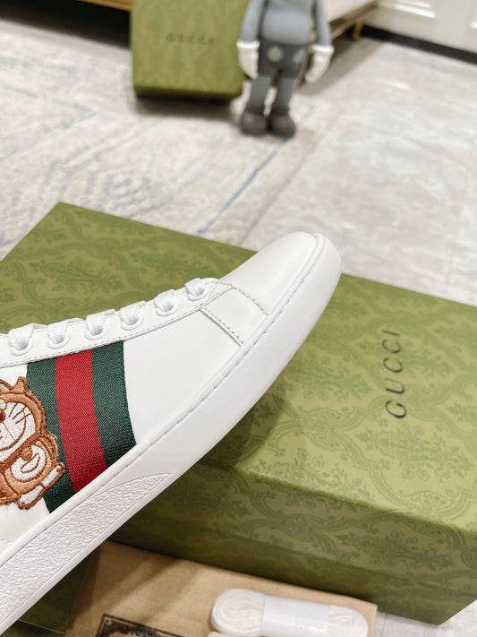 Pronta Entrega – Tênis Modelo Gucci X Doraemon