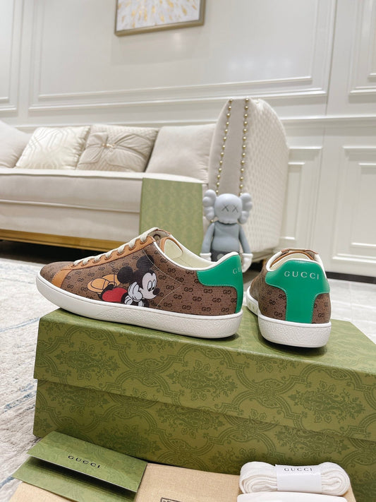 Pronta Entrega – Sneaker Modelo Gucci Mickey Mouse
